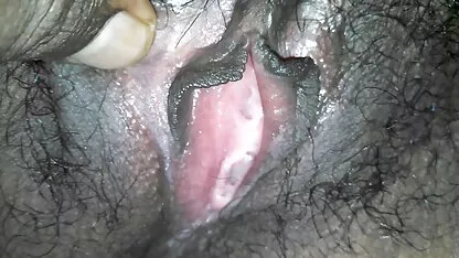 یک مغازه دار با سینه های بزرگ در مهبل ، کیرتو کس متحرک روی یک دزد سر میز تقلب کرد