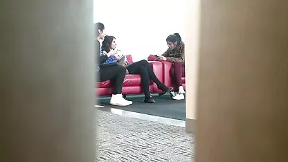 آن مرد در کفش ورزشی یک دوست دختر خروس بزرگ عکس متحرک سکس حشری سرخ را گرفت