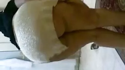 سه دوست در عکس کس و کیر خفن لباس حمام جلسات لزبین برگزار کردند