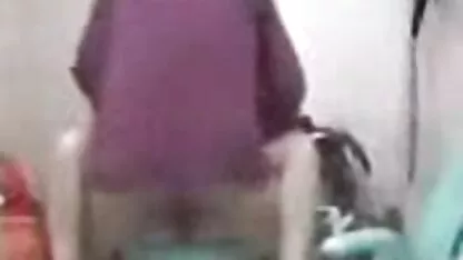 برونت در بازیگری لثه عكس سكسى كون را در چهره گرفت