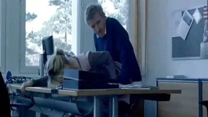 بلوند زیبا لرزان سینه های بزرگ در مقابل عكس كس سكس وب کم