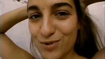 مامان با الاغ بزرگ با لوکس طاس در کنار پنجره فیلم سکس کیرکوس
